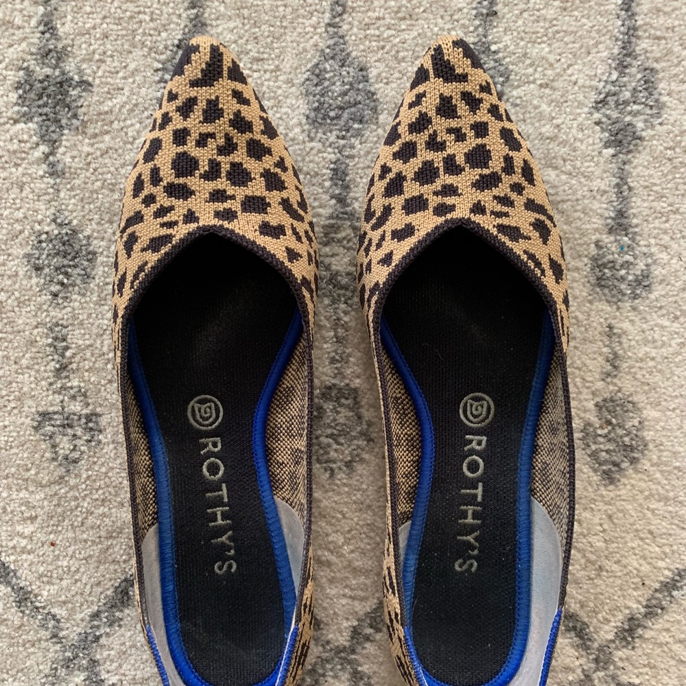 EUC Rothy’s Size 10 Leopard Points